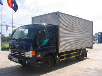 Xe tải Hyundai thùng 6m2 HD65 2,5 tấn