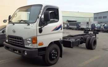 Xe tải Hyundai HD88 4,9 tấn thùng bạt